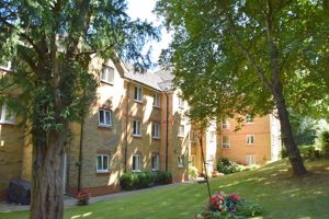 PHOTOS SHOW GENERAL VIEW OF RETIREMENT DEVELOPMENT- click for photo gallery
